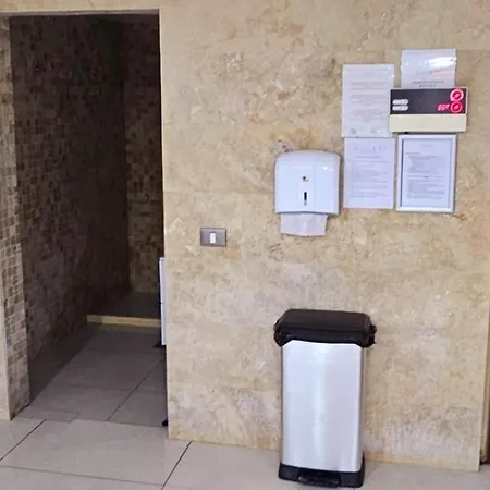 Large Family Cu Piscina Calda Sauna Jacuzzy * Năvodari