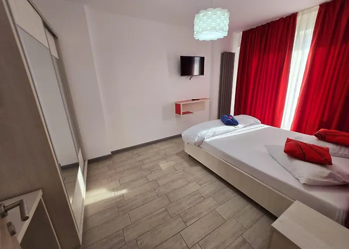 Daire Large Family Cu Piscina Calda Sauna Jacuzzy Navodari