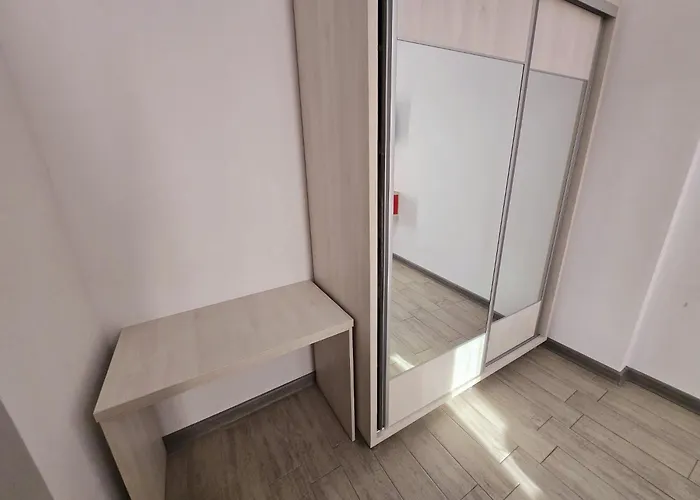 Lägenhet Large Family Cu Piscina Calda Sauna Jacuzzy